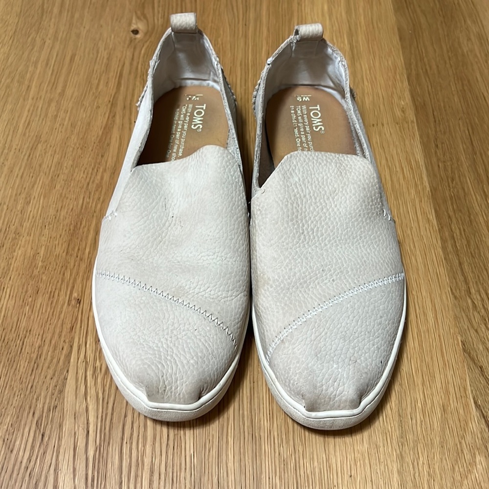 Toms Leather Slip on 9 cream tan off white